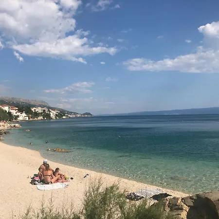Taras شقة